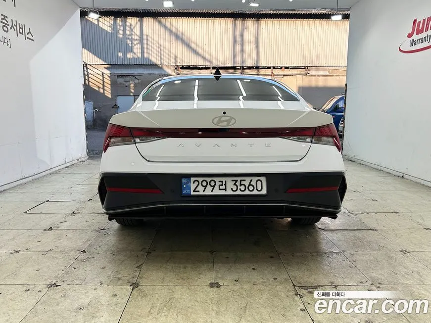 Hyundai AVANTE — фото 4