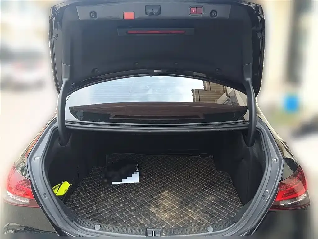 Mercedes-Benz E-Class 2022 из CN, фото 10
