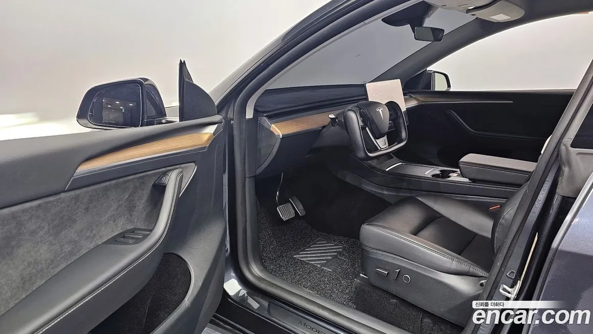 Tesla Model Y 2024 из KR, фото 10