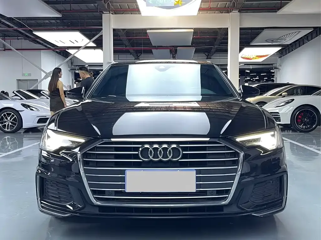 Audi A6L 2022 из CN, фото 2