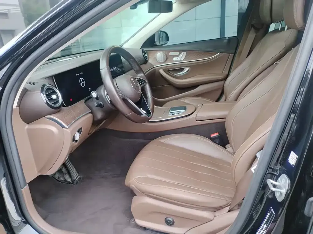 Mercedes-Benz E-Class 2023 из CN, фото 8