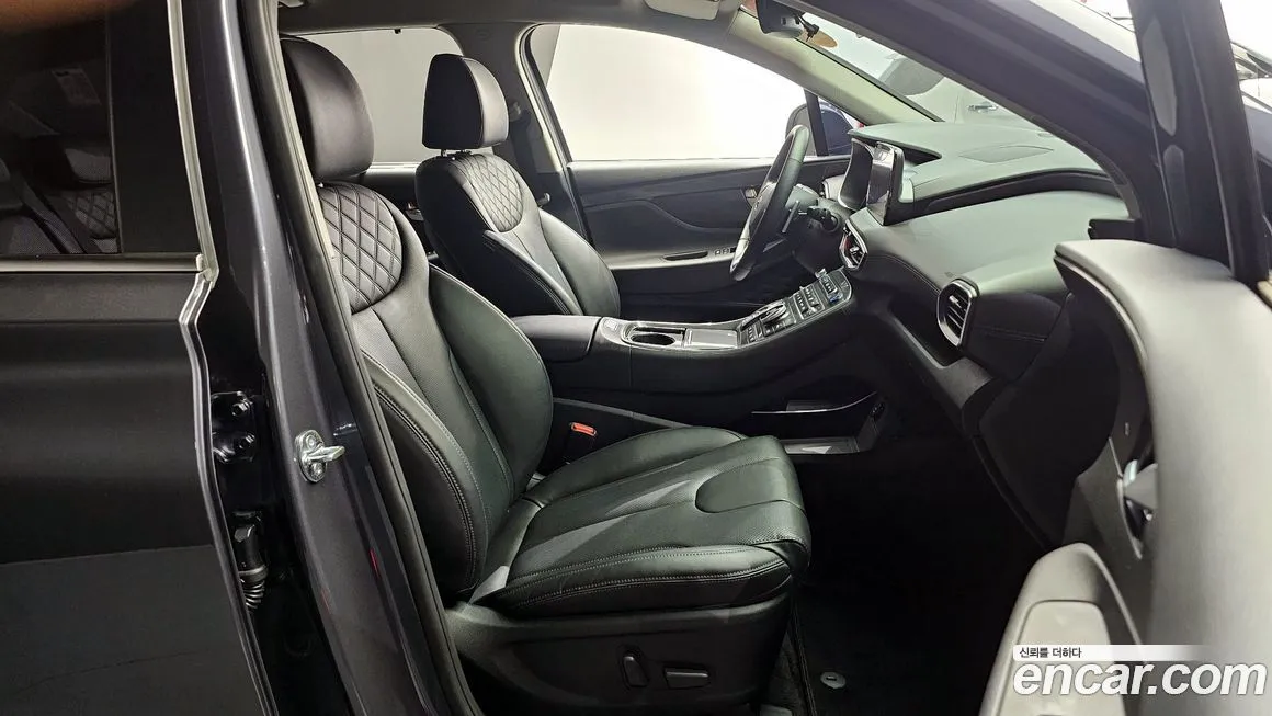 [object Object] Santafe 2023 из KR, фото 10