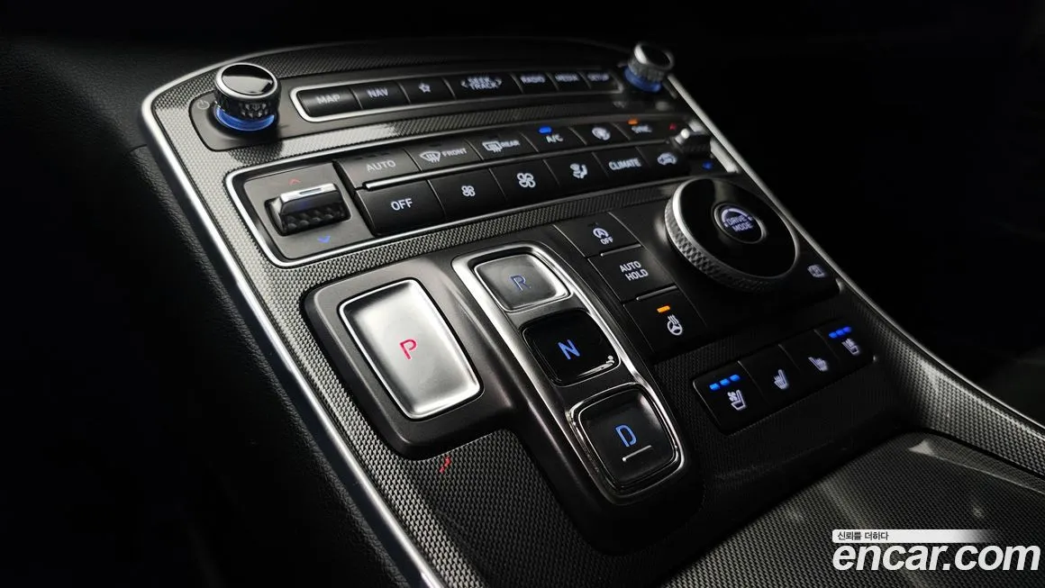 [object Object] Santafe 2023 из KR, фото 9