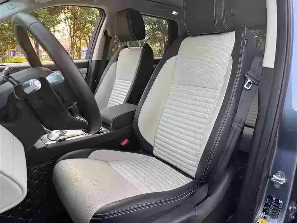 Land Rover Discovery Sport — фото 4