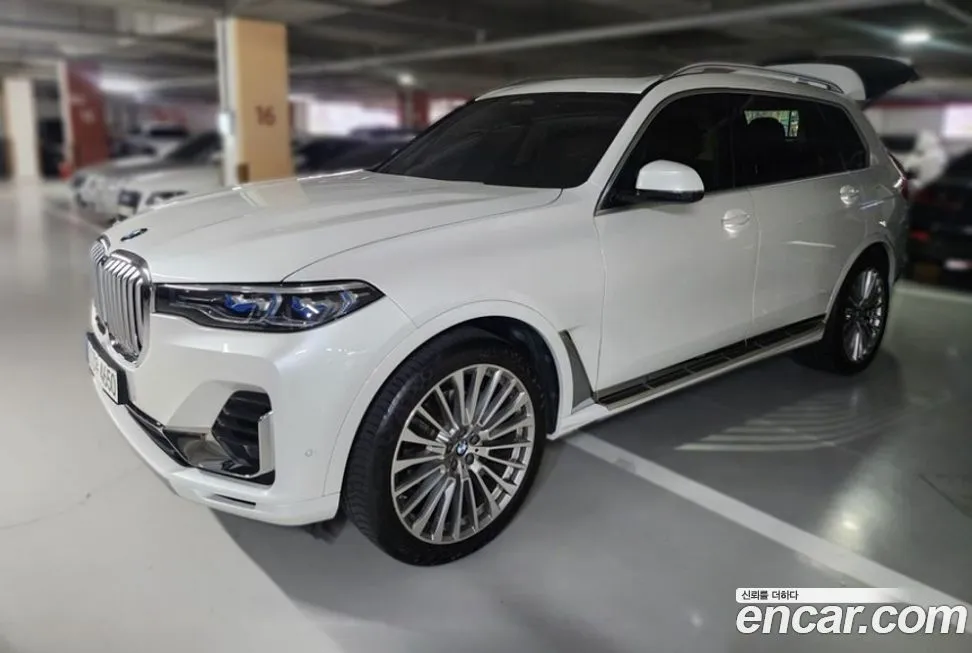 BMW X7 2022 из KR, фото 2
