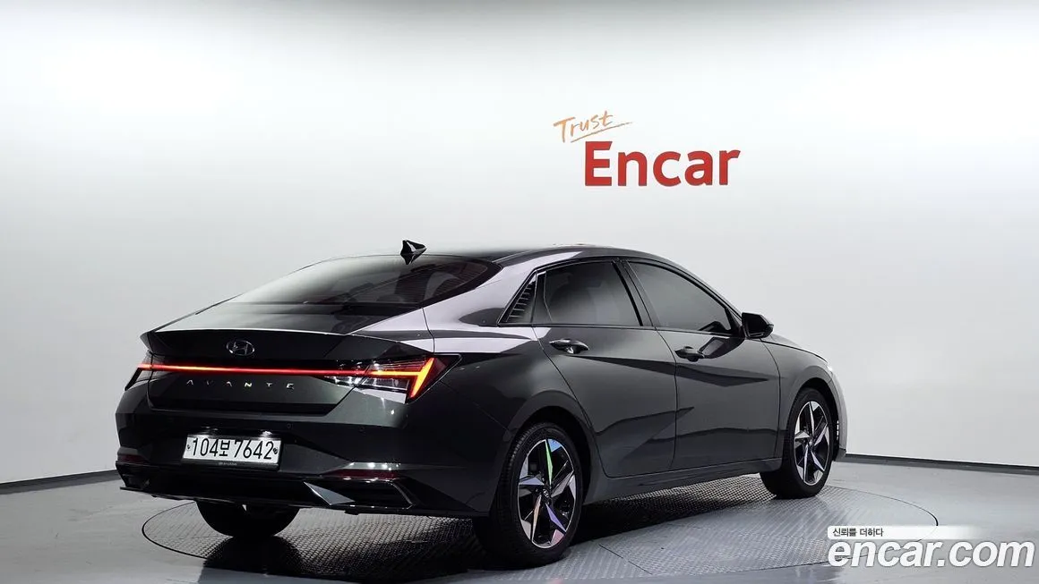 Hyundai AVANTE 2021 из KR, фото 2