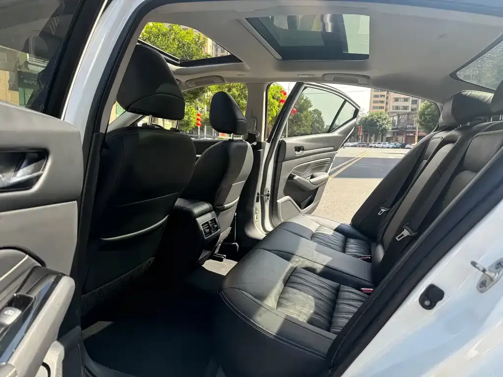 Nissan Teana 2022 из CN, фото 5