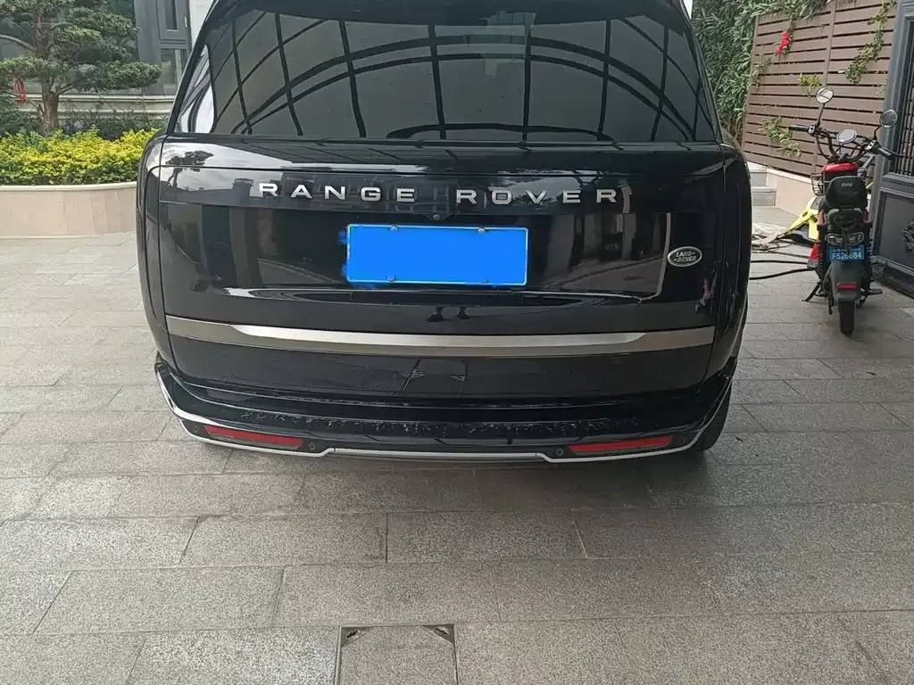 Land Rover Range Rover 2023 из CN, фото 4
