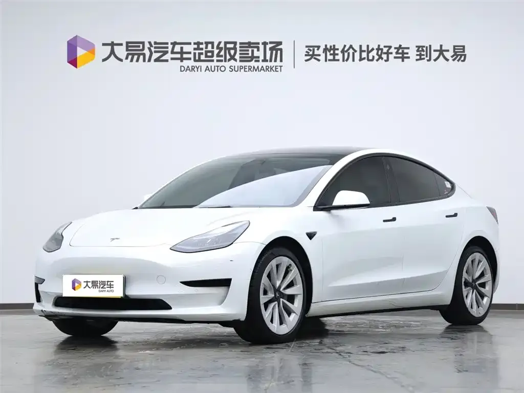 Tesla Model 3 2023 из CN, фото 1