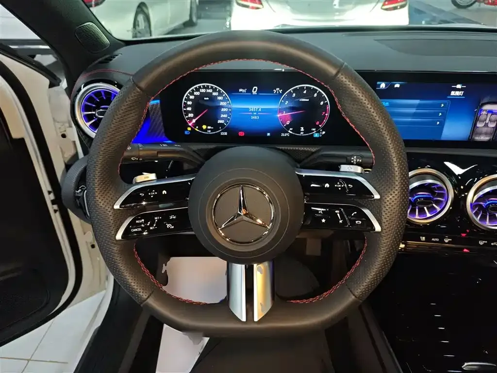 Mercedes-Benz A-Class 2025 из CN, фото 10