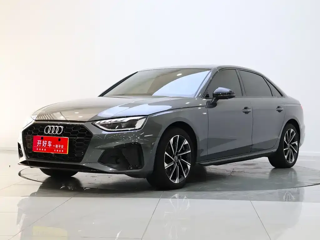 Audi A4L 2023 из CN, фото 1