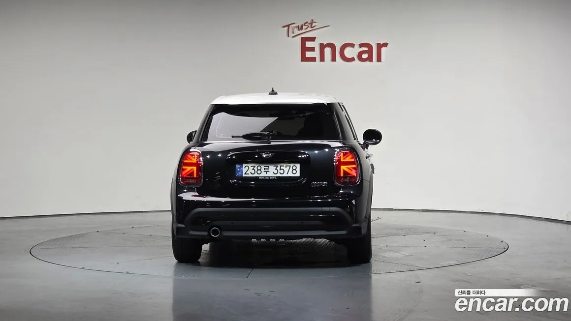Mini Cooper 2024 из KR, фото 4