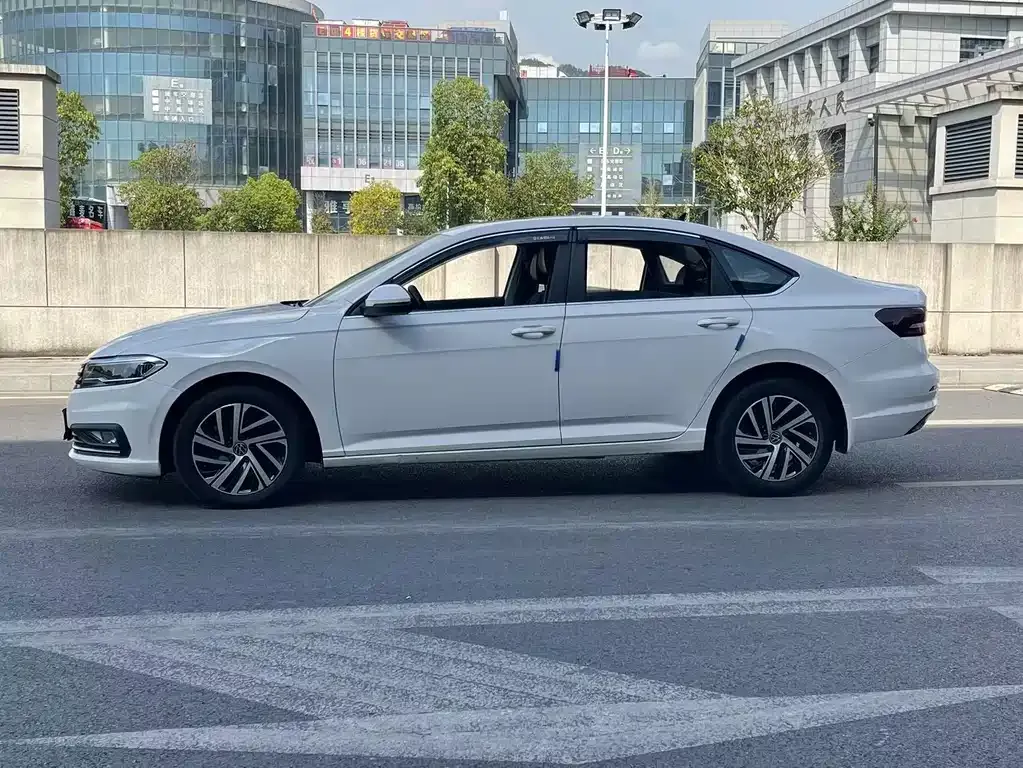 Volkswagen Lavida 2022 из CN, фото 6