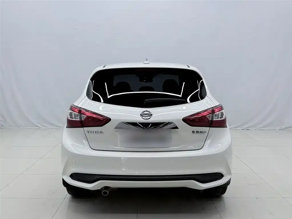 Nissan Tiida 2023 из CN, фото 7