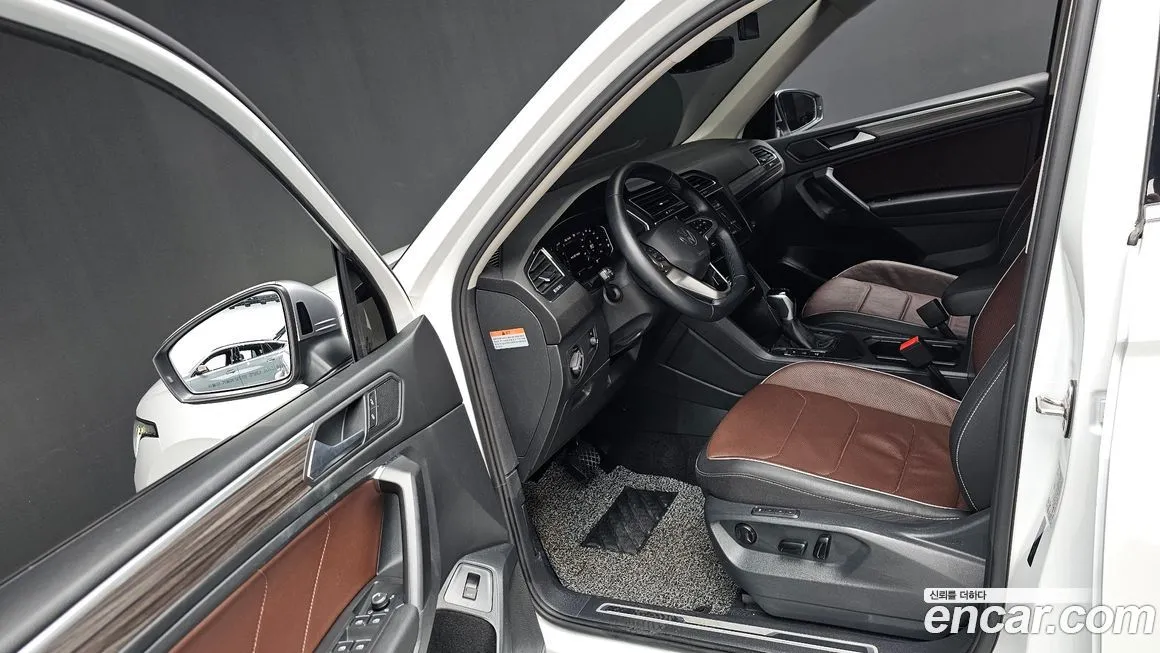 Volkswagen Tiguan 2023 из KR, фото 10