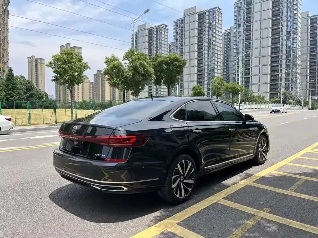 Volkswagen Passat 2021 из CN, фото 6
