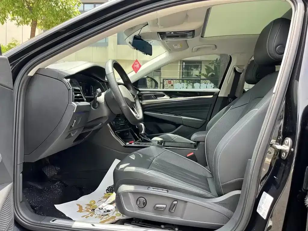 Volkswagen Passat 2021 из CN, фото 7