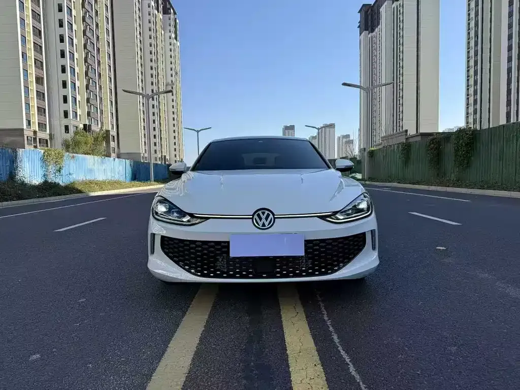 Volkswagen Lamando 2023 из CN, фото 2