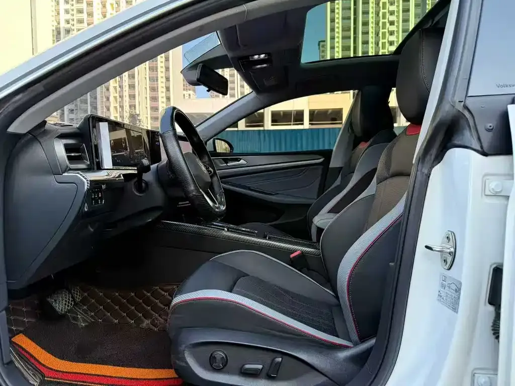 Volkswagen Lamando 2023 из CN, фото 4
