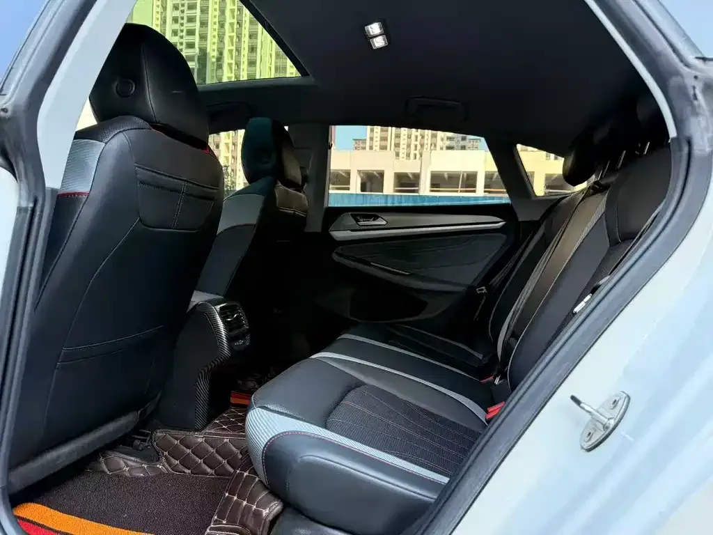Volkswagen Lamando 2023 из CN, фото 6