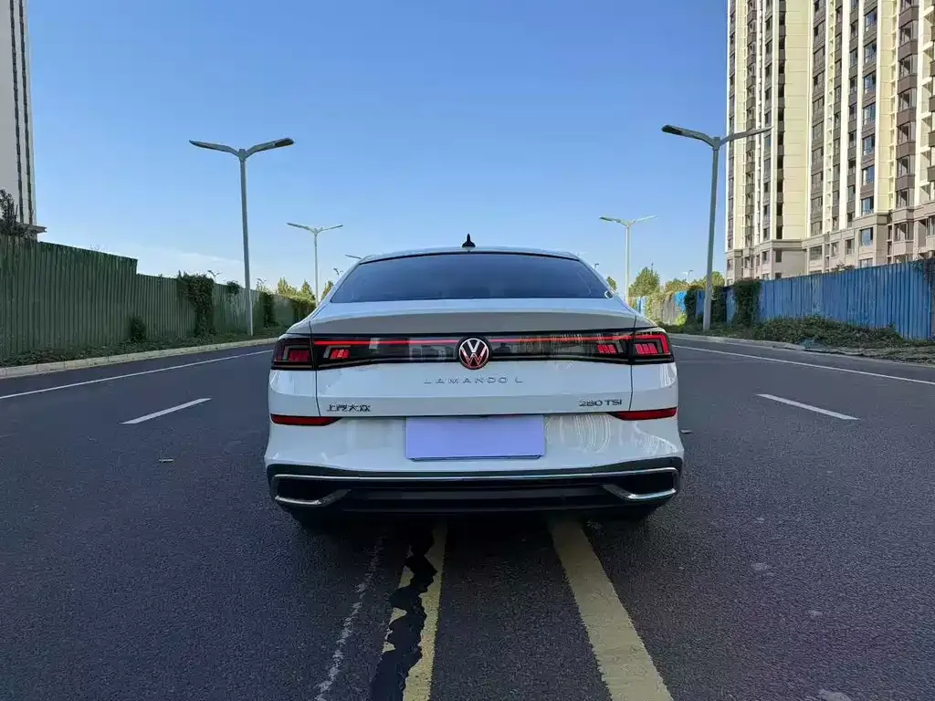 Volkswagen Lamando 2023 из CN, фото 9