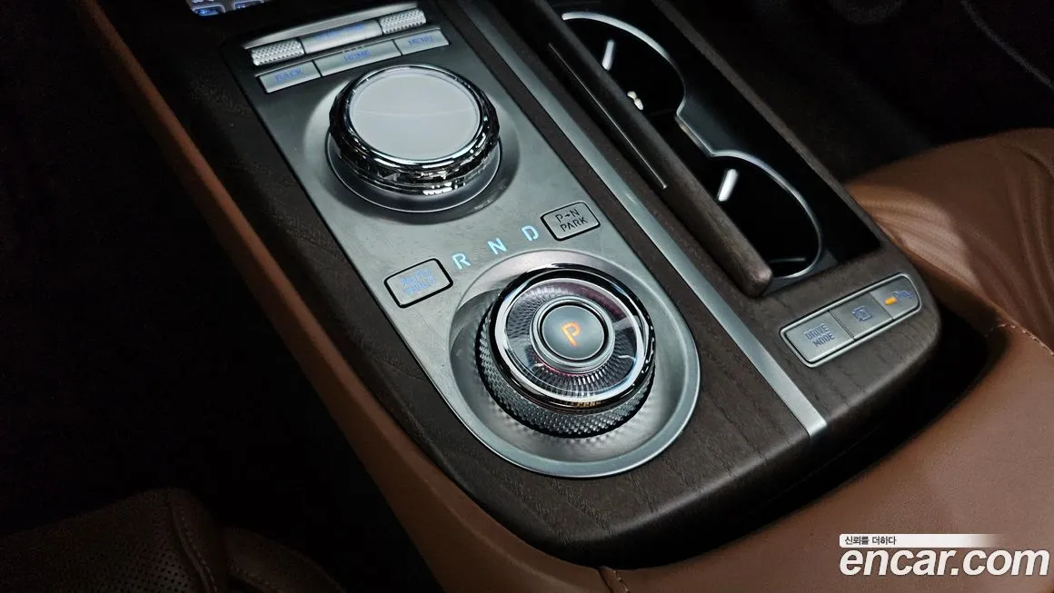 Genesis G80 — фото 9