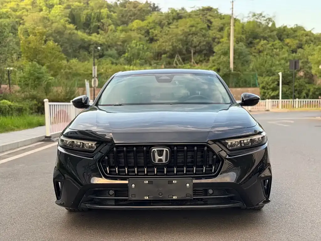 Honda Inspire 2024 из CN, фото 2