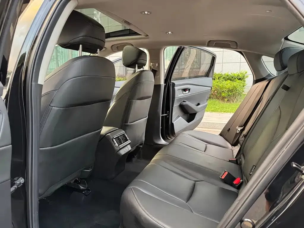 Honda Inspire 2024 из CN, фото 7