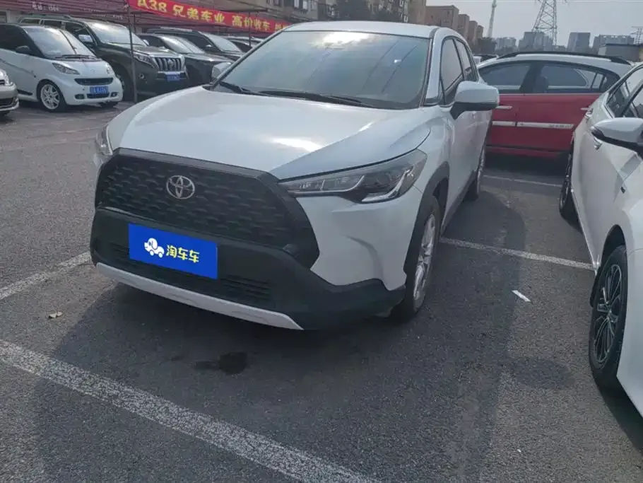 Toyota Corolla Cross 2024 из CN, фото 1