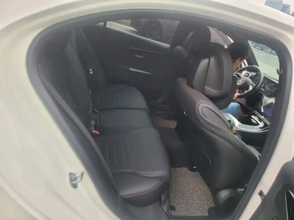 Mercedes-Benz C-Class 2023 из CN, фото 5