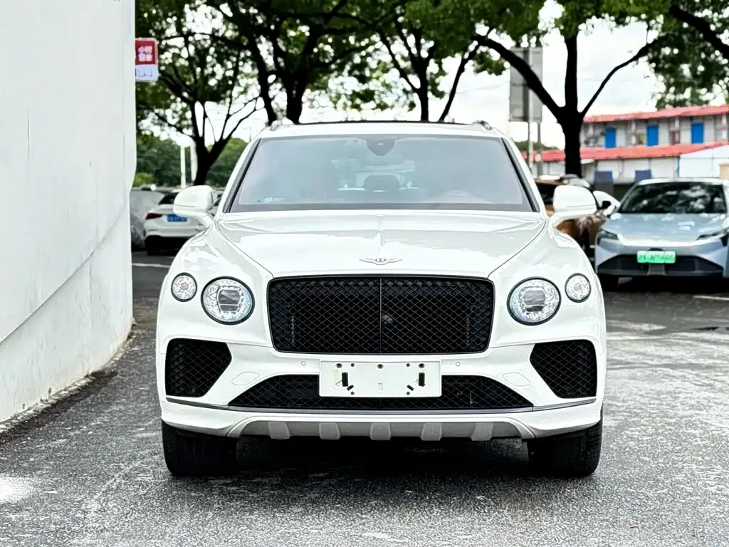 Bentley Bentayga 2021 из CN, фото 5