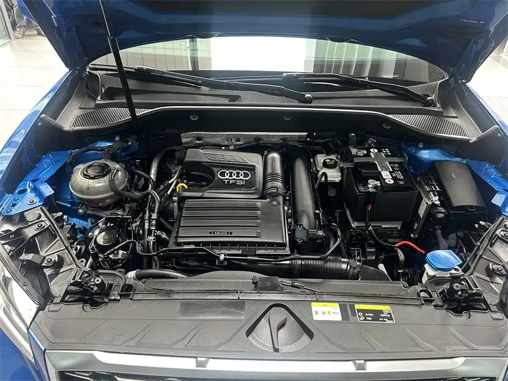 Audi Q2L 2023 из CN, фото 8