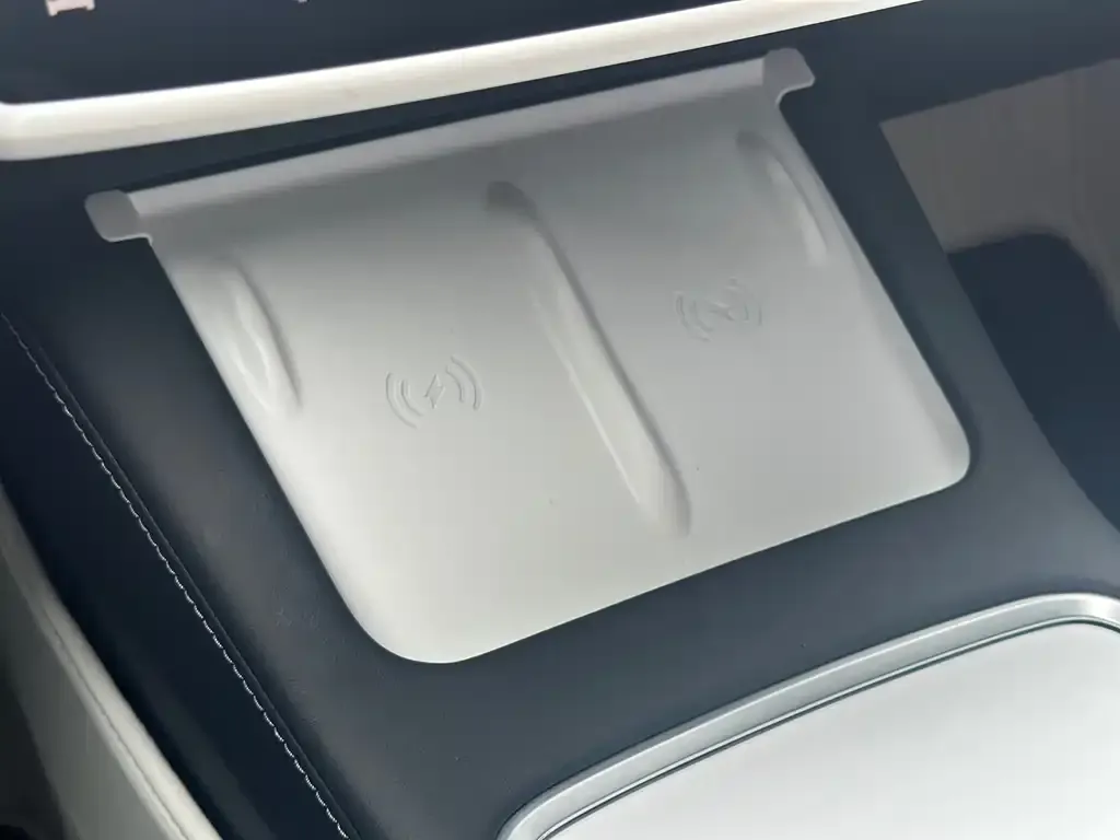 Tesla Model Y 2024 из CN, фото 9