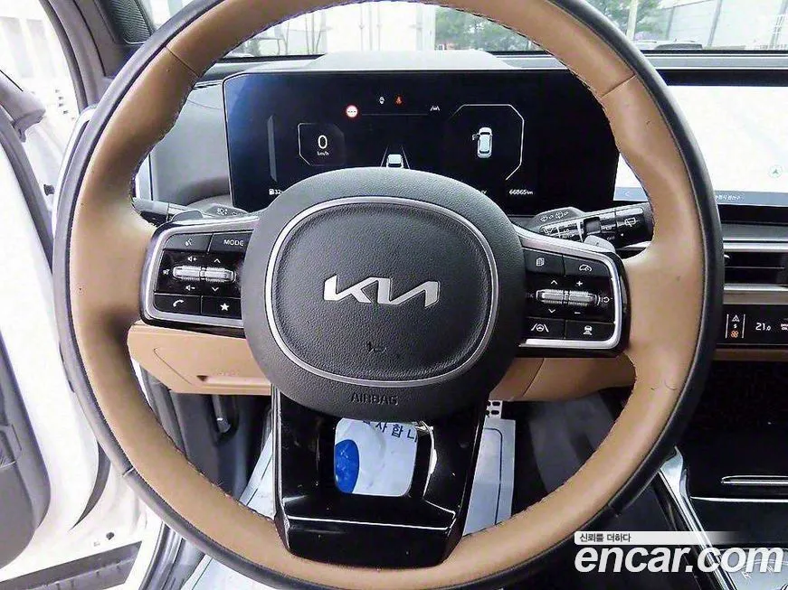 Kia Sorento — фото 8