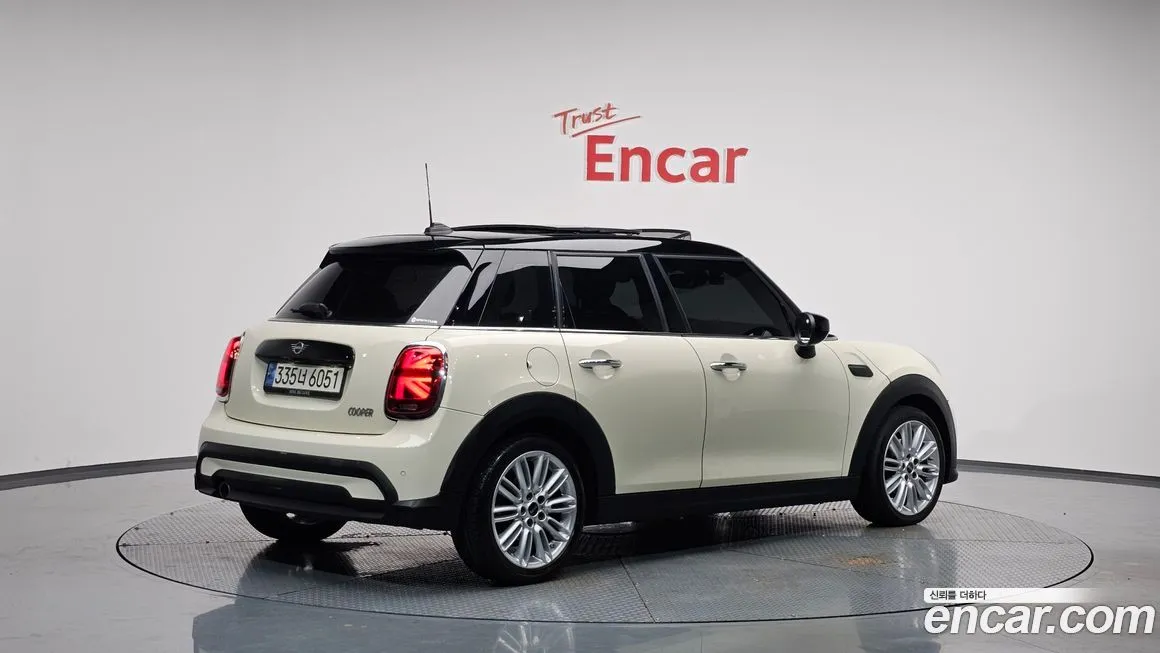 Mini Cooper 2022 из KR, фото 2
