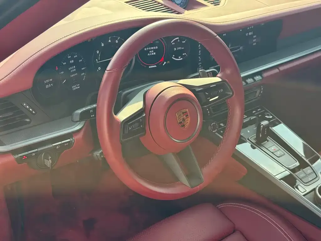 Porsche 911 2021 из CN, фото 8