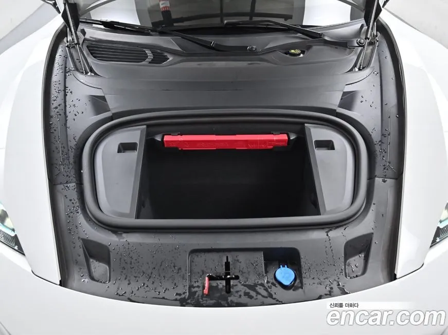 Porsche Taycan 2025 из KR, фото 6