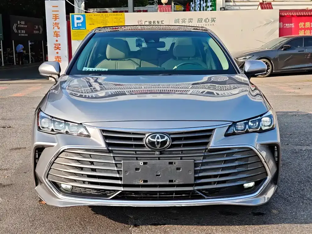 Toyota Avalon 2021 из CN, фото 2