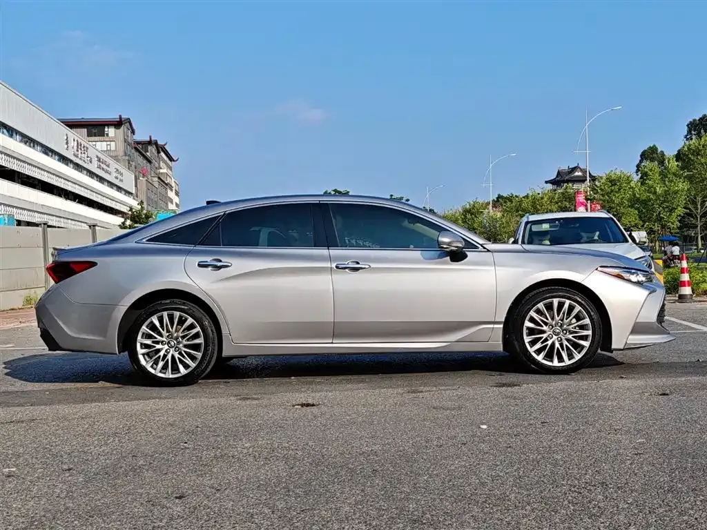 Toyota Avalon 2021 из CN, фото 4