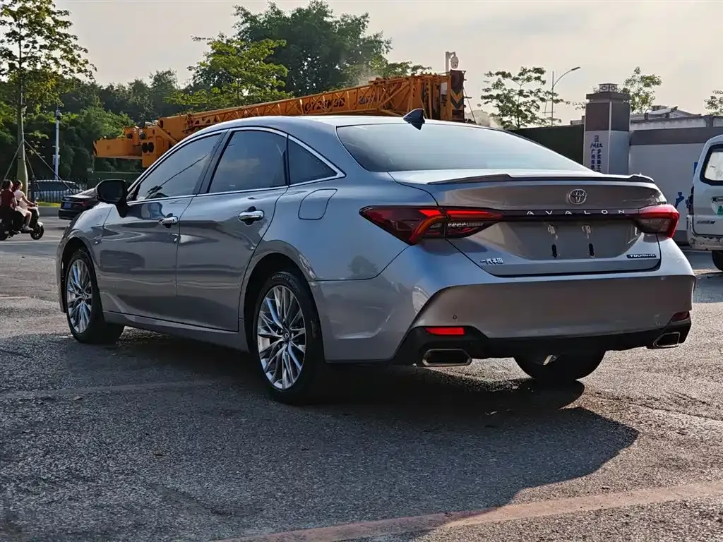 Toyota Avalon 2021 из CN, фото 7