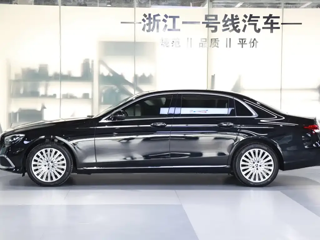 Mercedes-Benz E-Class 2023 из CN, фото 7