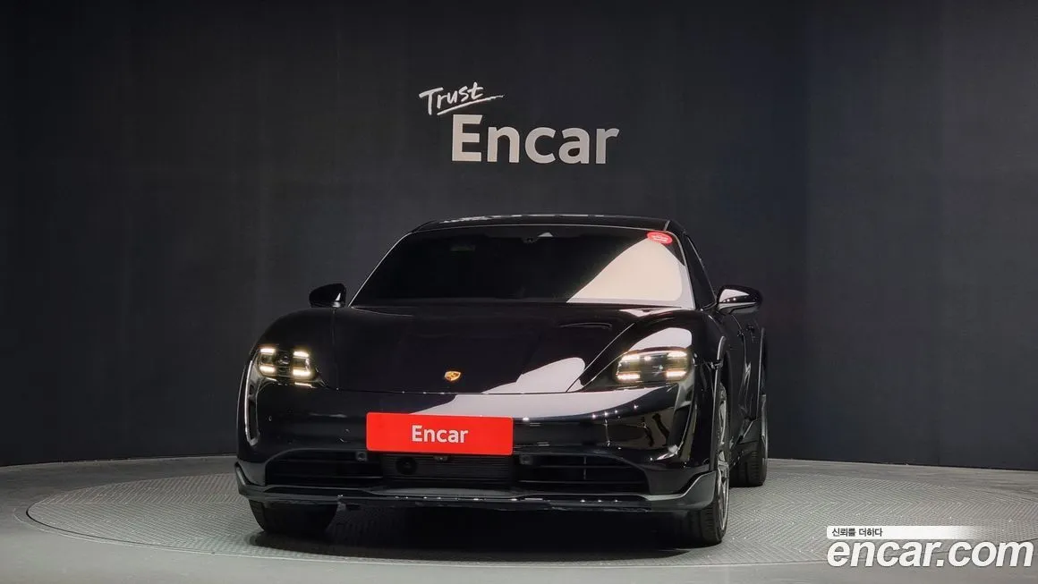 Porsche Taycan 2024 из KR, фото 3