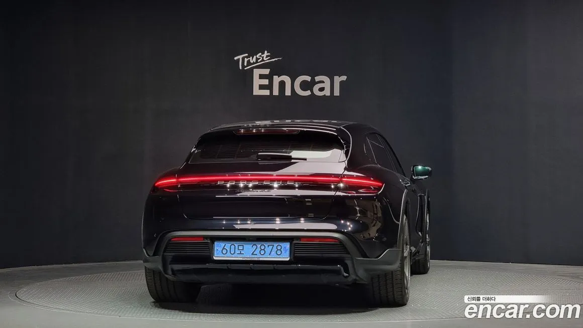 Porsche Taycan 2024 из KR, фото 4