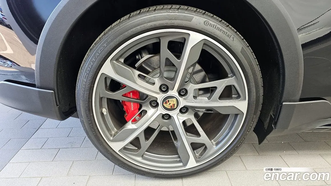 Porsche Taycan 2024 из KR, фото 5