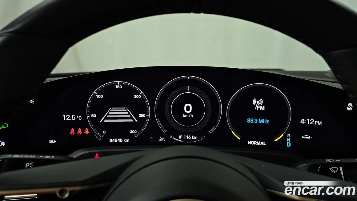 Porsche Taycan 2024 из KR, фото 8