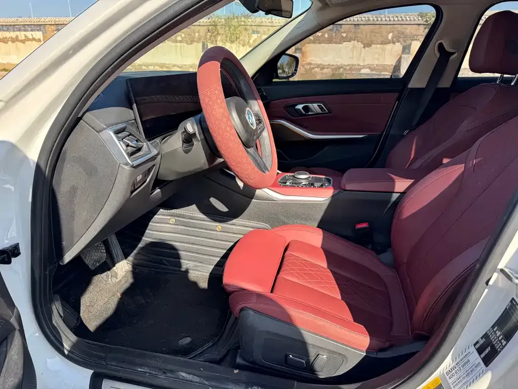 BMW i3 2024 из CN, фото 4