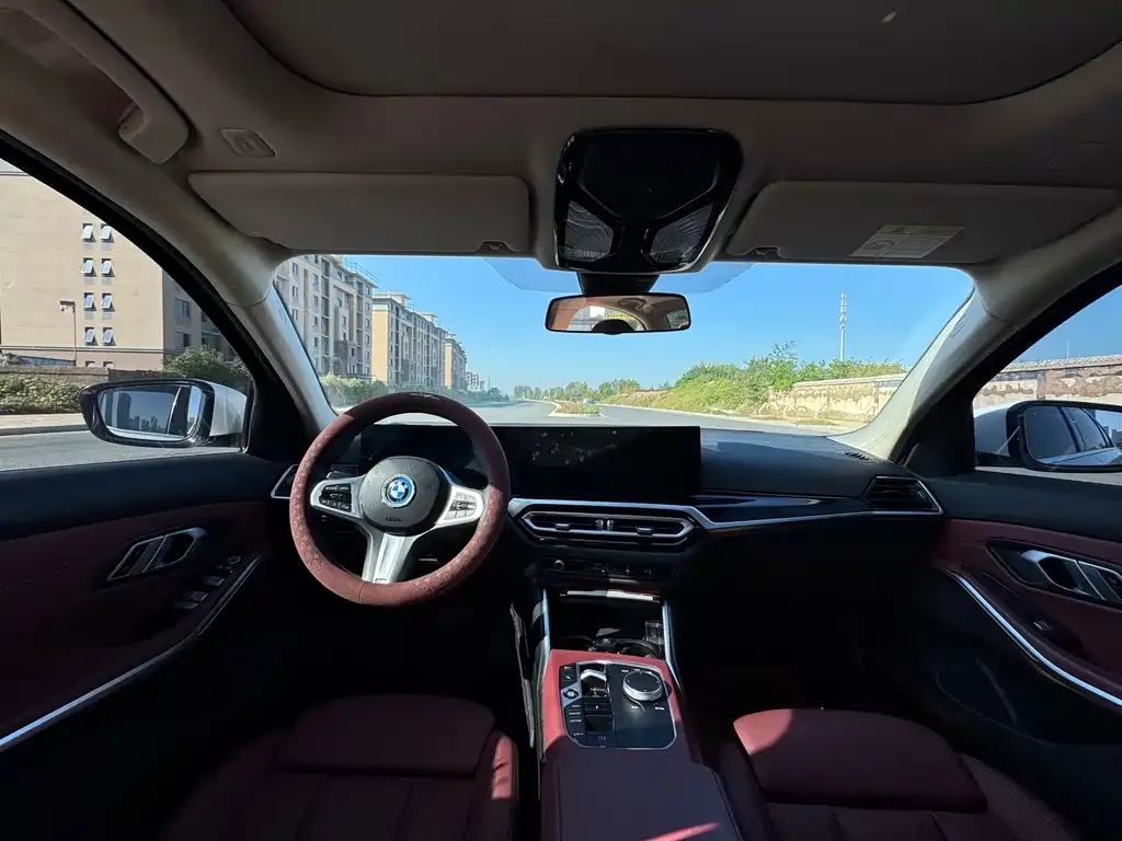 BMW i3 2024 из CN, фото 6