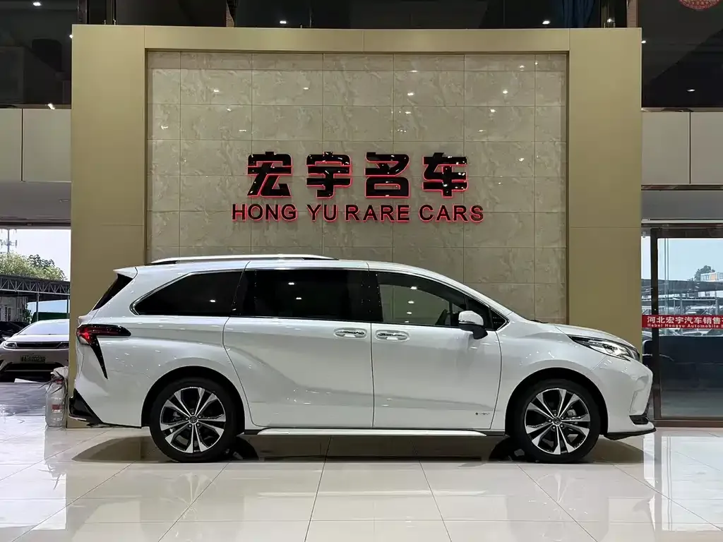 Toyota Granvia 2025 из CN, фото 4