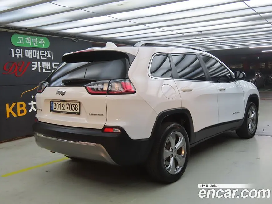 Jeep Cherokee 2021 из KR, фото 4