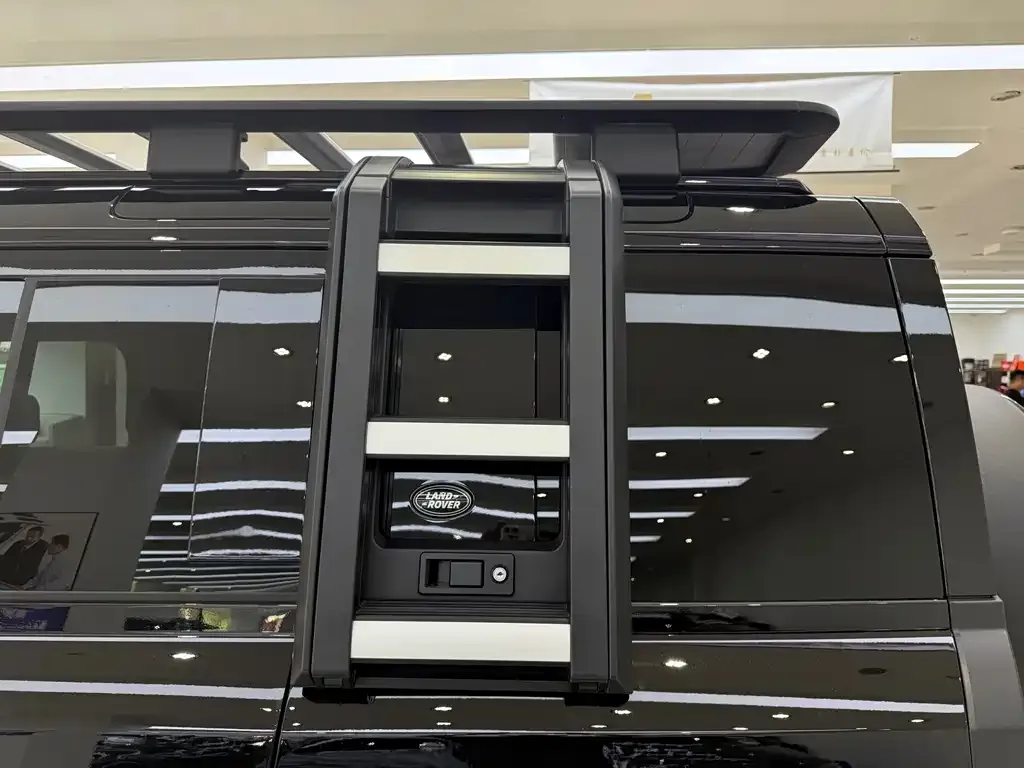 Land Rover Defender 2024 из CN, фото 7
